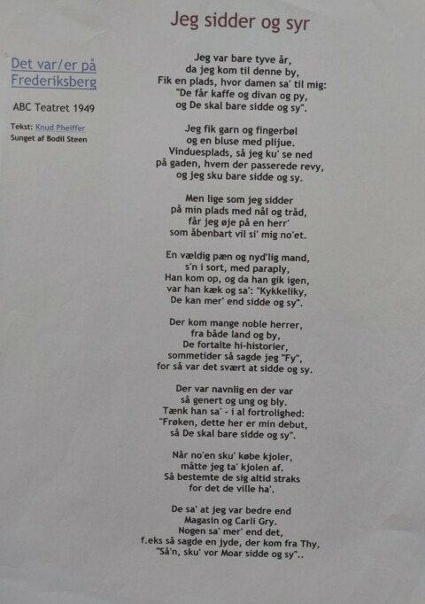 tekst til sangen Jeg sidder her og sy'r